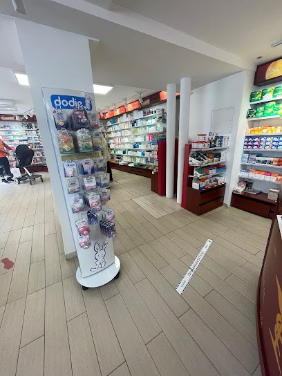 Pharmacie Du Faubourg, Pharmacie à Meaux