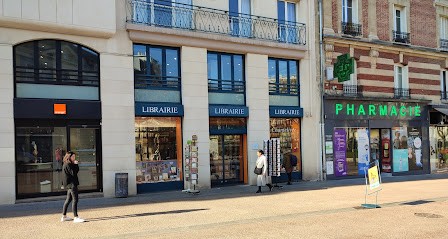 Pharmacie De La Mairie, Pharmacie à Issy-les-Moulineaux