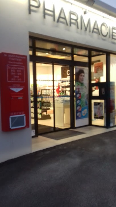 Pharmacie Du Bourg, Pharmacie à Saint-Vallier