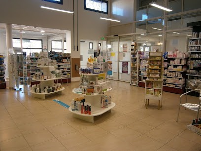 Pharmacie Mutualiste, Pharmacie à Château-Renault