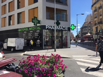 Pharmacie Centrale Des Lilas, Pharmacie aux Lilas