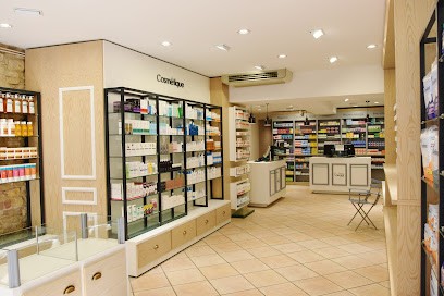 Pharmacie Veniat, Pharmacie à Tournus