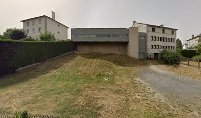 Pharmacie de la Chataigneraie, Pharmacie au Rouget-Pers