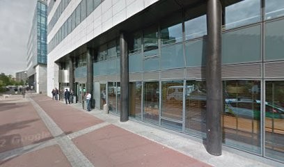 Omega Pharma, Pharmacie à Châtillon