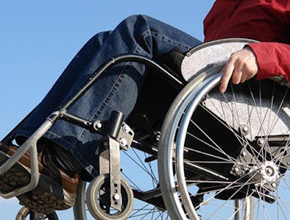 Pharmacie Ferrand, Pharmacie à Villeneuve-l'Archevêque