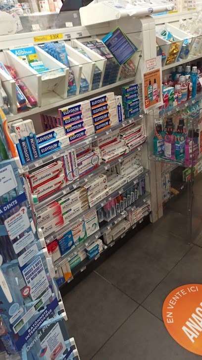Pharmacy Saint Louis, Pharmacie à Choisy-le-Roi