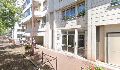 Pharmacie Du Val De Seine Well & Well, Pharmacie à Issy-les-Moulineaux