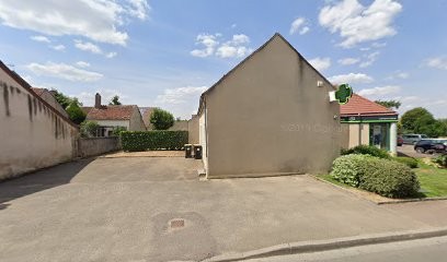 Pharmacie Molins Catherine, Pharmacie à Chevannes