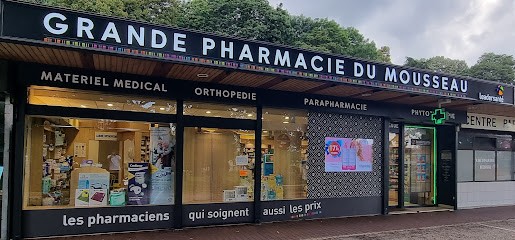Pharmacy Mousseau, Pharmacie à Évry
