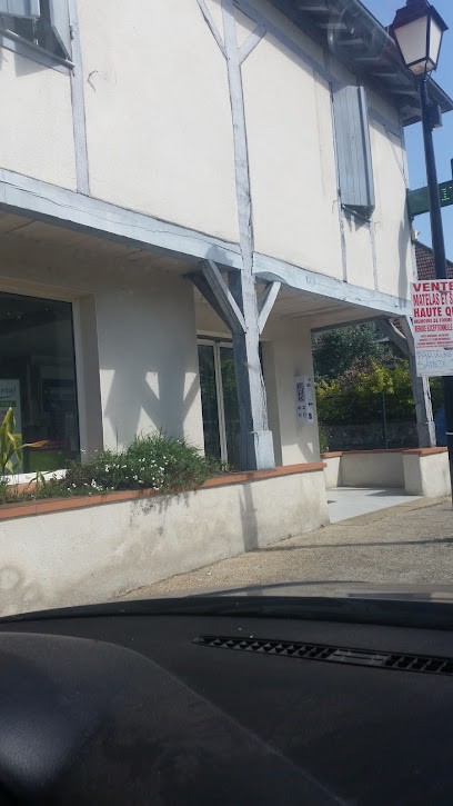Pharmacie Lanic, Pharmacie à Labrit