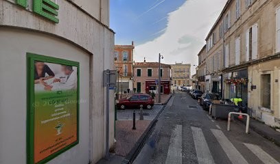 PHARMACIE SAINT HENRI, Pharmacie à Marseille 16