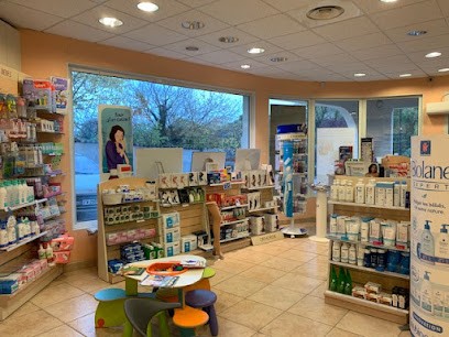 Pharmacie Phareland, Pharmacie au Perréon