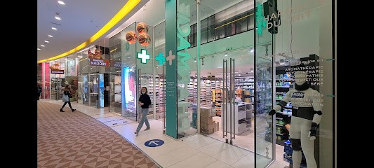 Aprium Pharmacie Du Cnit, Pharmacie à Puteaux
