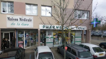 Pharmacie Du Centre, Pharmacie à Savigny-le-Temple