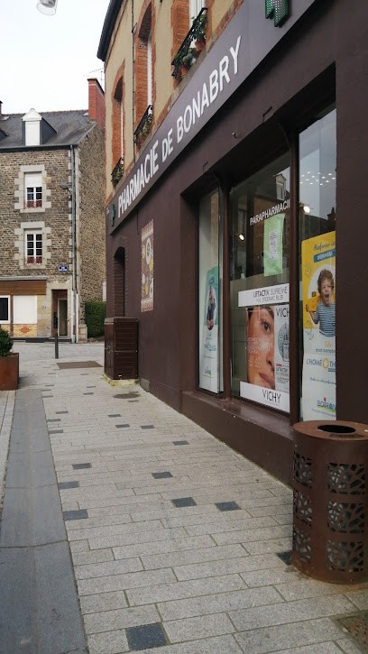 Pharmacie de Bonabry, Pharmacie à Fougères