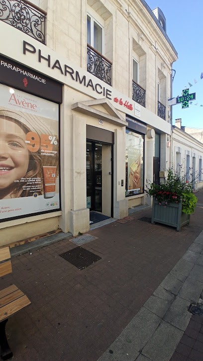 PHARMACIE DE LA HALLE, Pharmacie à Fouras