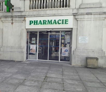 Pharmacy Belvedere, Pharmacie à Cergy