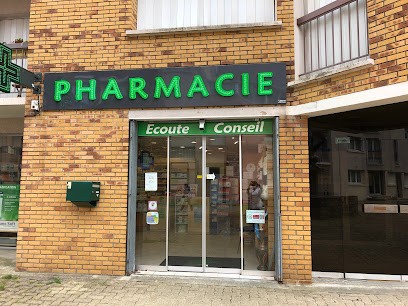 Pharmacie Des Pyramides, Pharmacie à Maurepas