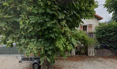 Drogue Michel Georges, Pharmacie à Vizille