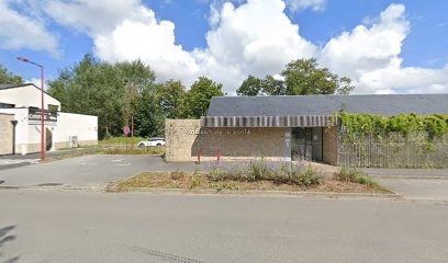 Pharmacie Du Bourg, Pharmacie à Plouédern