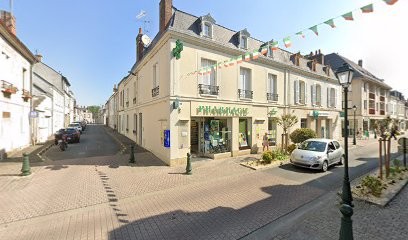 Pharmacie De La République, Pharmacie à Châteaudun