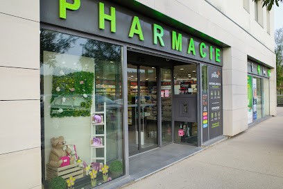 PHARMACIE LES GENETS, Pharmacie à Simiane-Collongue