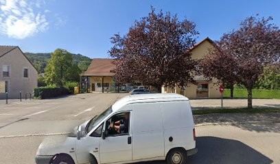 Pharmacie de la Sorne, Pharmacie à Macornay