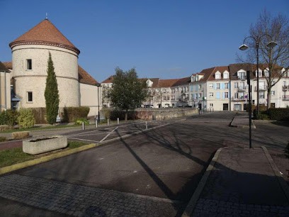 Pharmacie Cadaert Olivier, Pharmacie à Voisins-le-Bretonneux