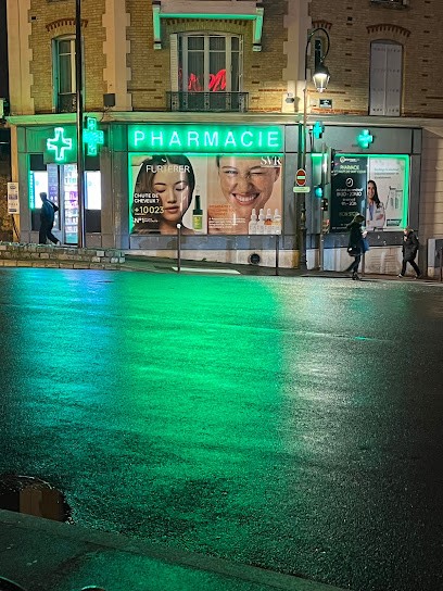 PHARMACIE DES HAUTS DE ST CLOUD, Pharmacie à Saint-Cloud