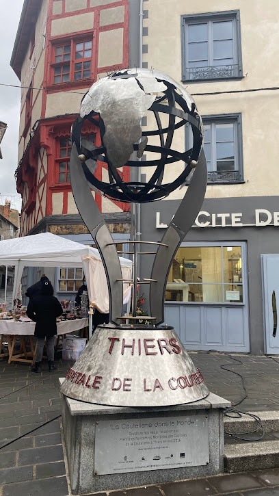 Pharmacie Des Remparts, Pharmacie à Thiers