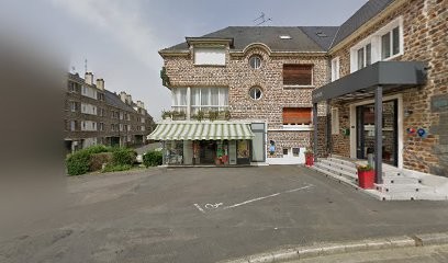 Pharmacie Maurin-Dupuis, Pharmacie à Pont-d'Ouilly