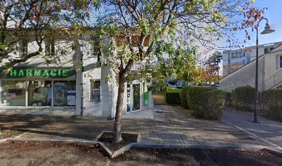 Brunaud, Pharmacie à Cognac