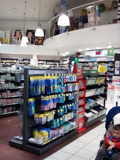 La Grande Pharmacie Du Centre Commercial D'Enval, Pharmacie à Enval