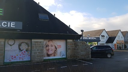 Christophe Lecup, Pharmacie à Pleuven