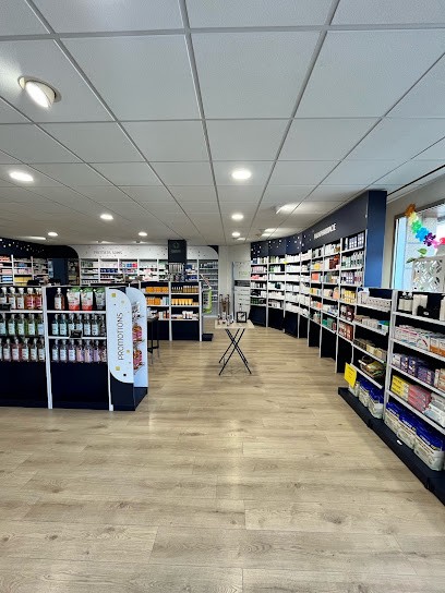Pharmacie Pen Ar Ru, Pharmacie à Lannion