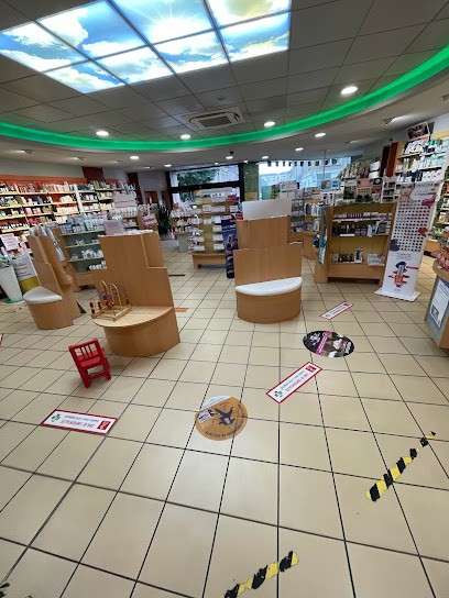 Pharmacie Saint Louis, Pharmacie à Charleville-Mézières