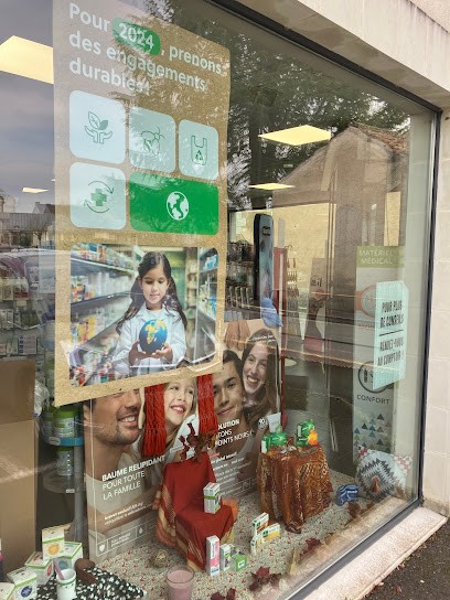 Pharmacie Ralaivoavy, Pharmacie à Scorbé-Clairvaux