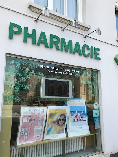 Pharmacie Maen-Glas, Pharmacie à Maël-Carhaix