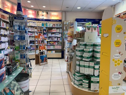 PHARMACIE REVOL, Pharmacie à Couze-et-Saint-Front