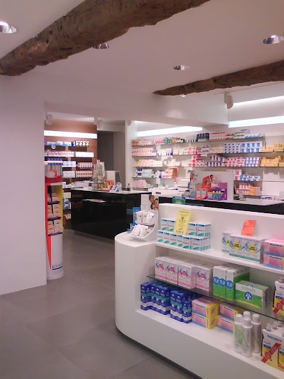 Pharmacie Anne Leray Melesse Centre, Pharmacie à Melesse