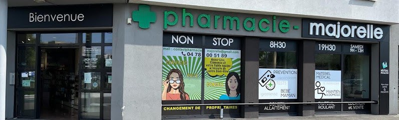 Pharmacy Panisset Lyon 8, Pharmacie à Vénissieux