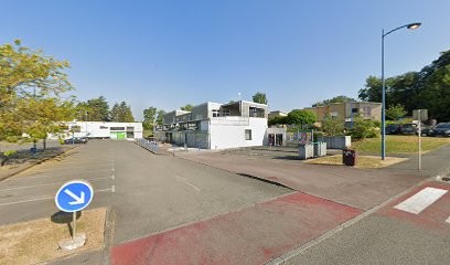 Beltzung, Pharmacie à Grand-Charmont