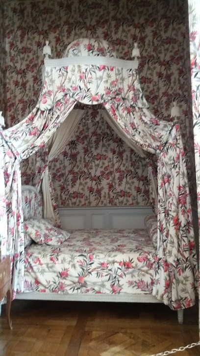 Guillou-Morlock Stéphanie, Pharmacie à Suèvres