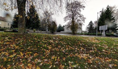 Pharmacie De La République, Pharmacie à Chaumont