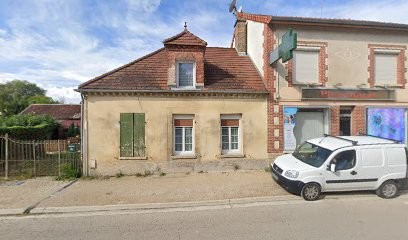 Pharmacie Petit, Pharmacie à Estissac