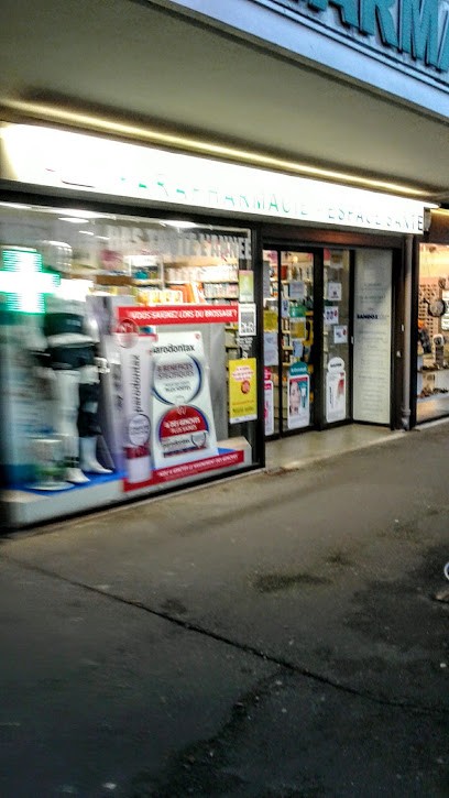 Pharmacie Du Mesnil, Pharmacie au Mesnil-le-Roi
