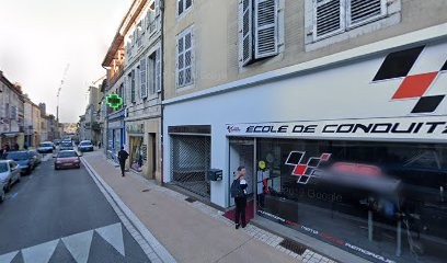 Benoit Jean-Pierre, Pharmacie à Poligny