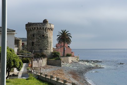 Pharmacie de la Tour, Pharmacie à Santa-Maria-di-Lota
