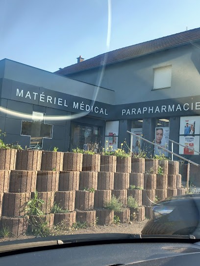 Pharmacie Hanser Thiebaud, Pharmacie à Théding