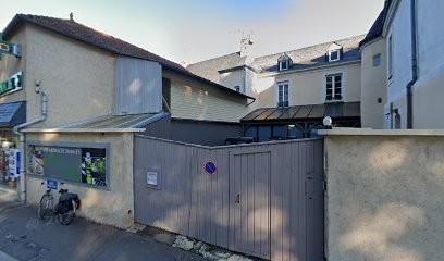 Le Clezio Philippe, Pharmacie à La Flèche